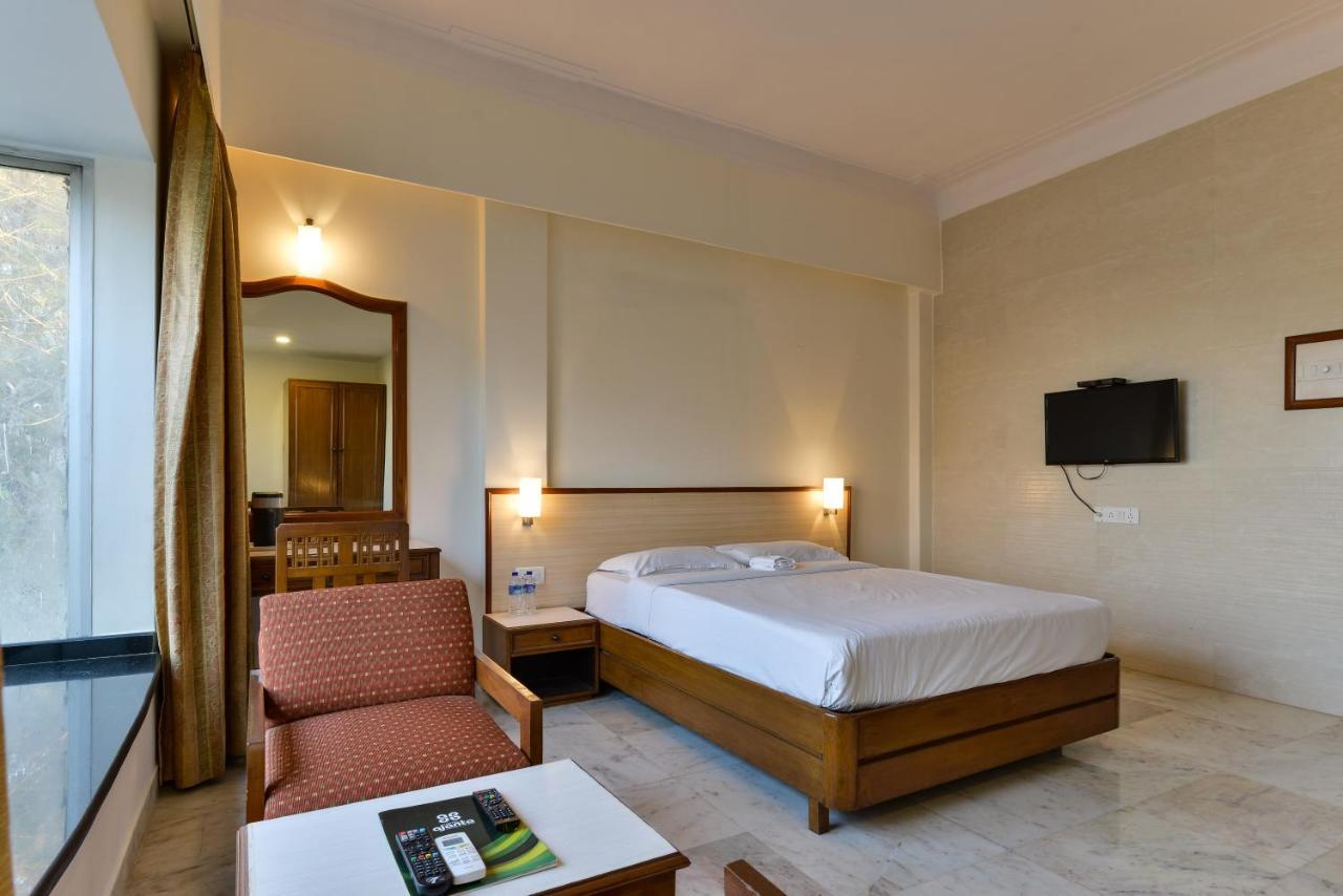 Hotel Ajanta Mumbai Exterior foto