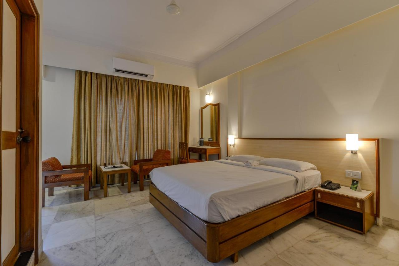 Hotel Ajanta Mumbai Exterior foto